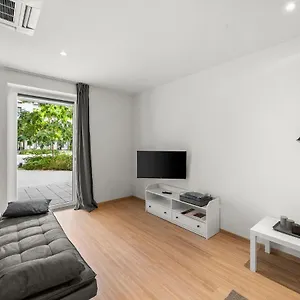 Vibestudio 404 - - Ac - Licensed - Parking Nearby Apartment
